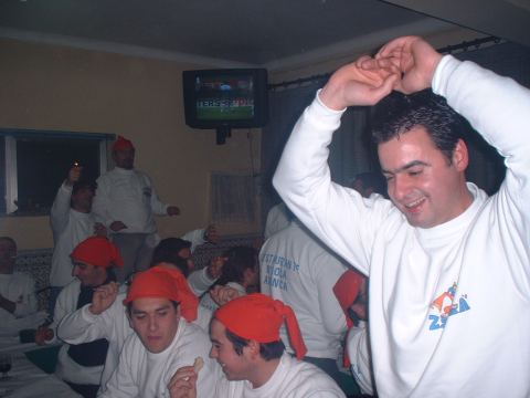 2001 — Fundação do Grupo